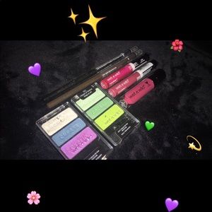 Makeup by Wet n Wild ✨🌺